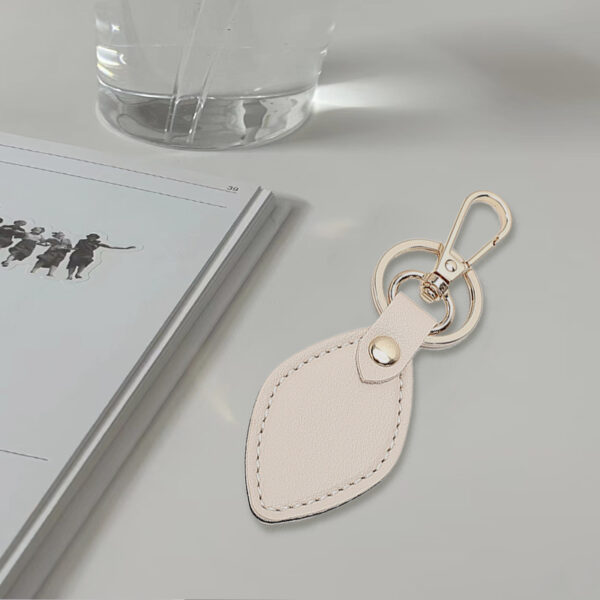 Mini Macaron Car & Home Keychain – Anti-Lost Pendant